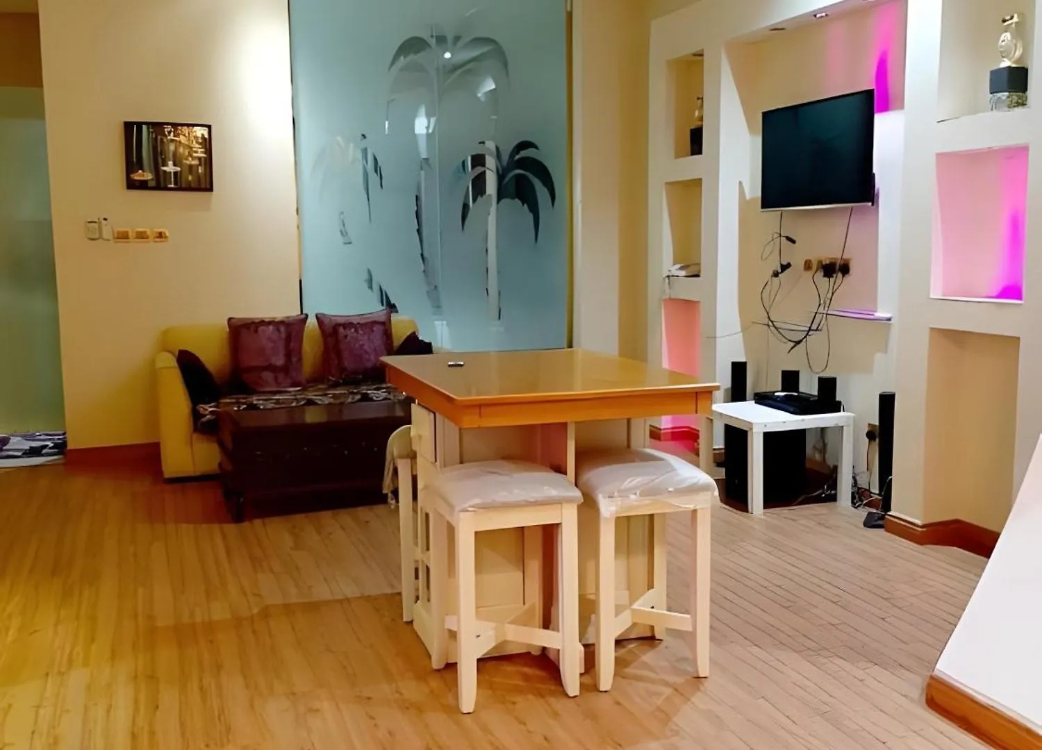 Ahlin Suites 3 Riaad Hotel